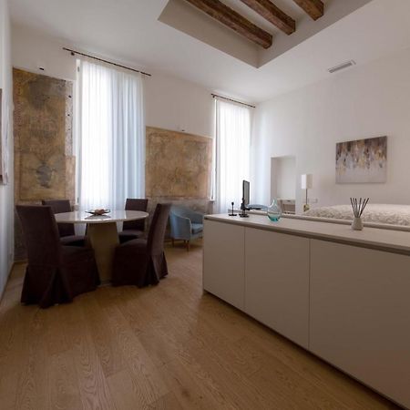 Home Venice Apartments - Rialto 4 Экстерьер фото